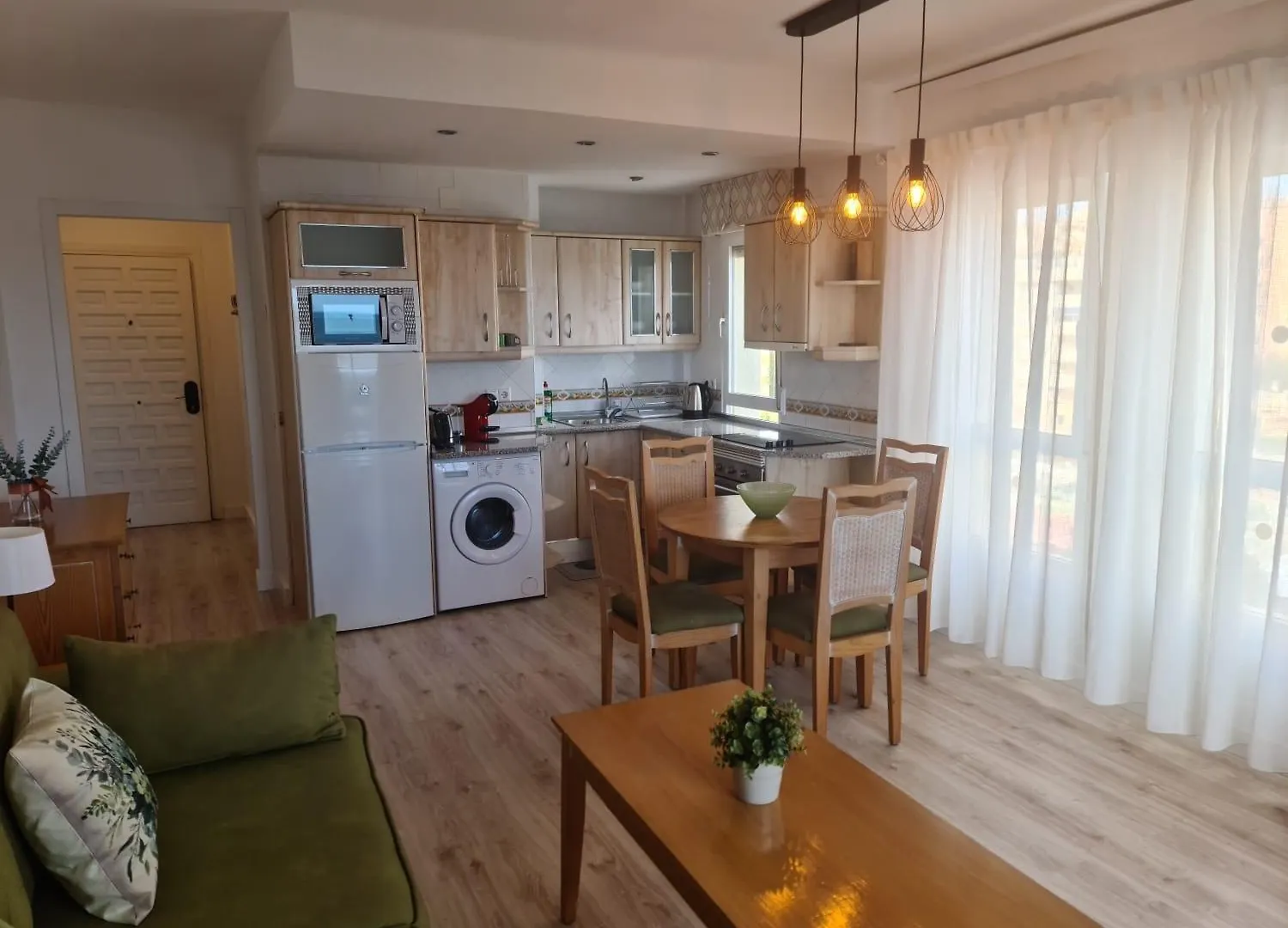 Benalbeach Sea Front Benalmadena Apartment